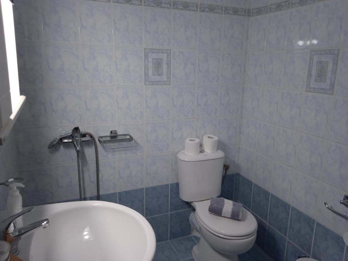 אויטילון Mani Blue Studios מראה חיצוני תמונה
